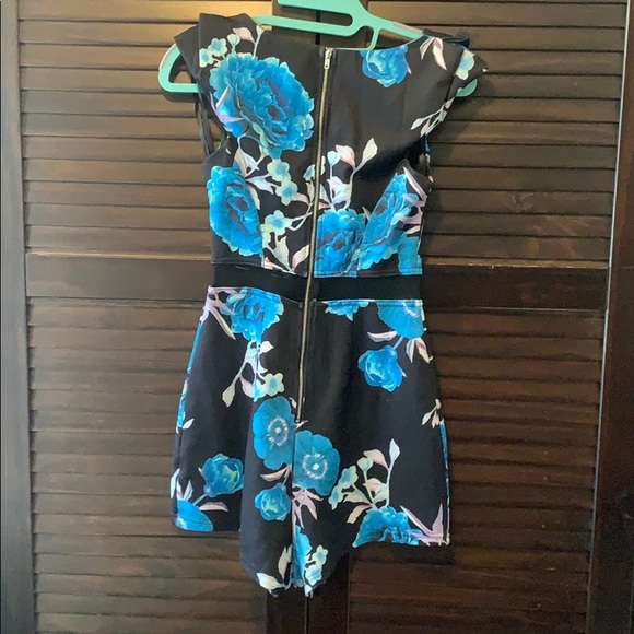 Romper - Picture 2 of 2